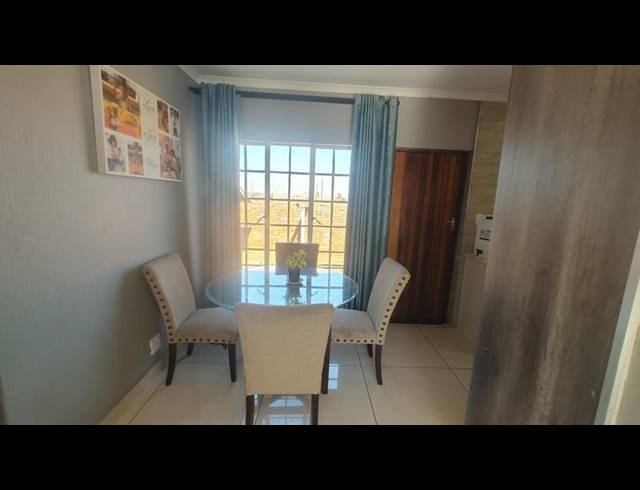 3 BEDROOM PROPERTY TO RENT IN MORELETAPARK